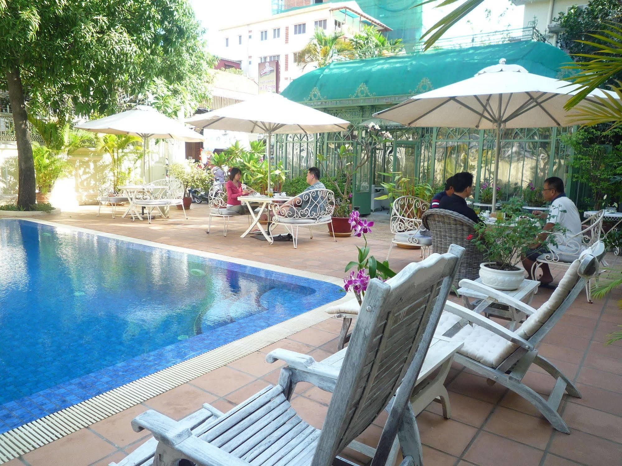 Villa Paradiso Phnom Penh Exterior photo