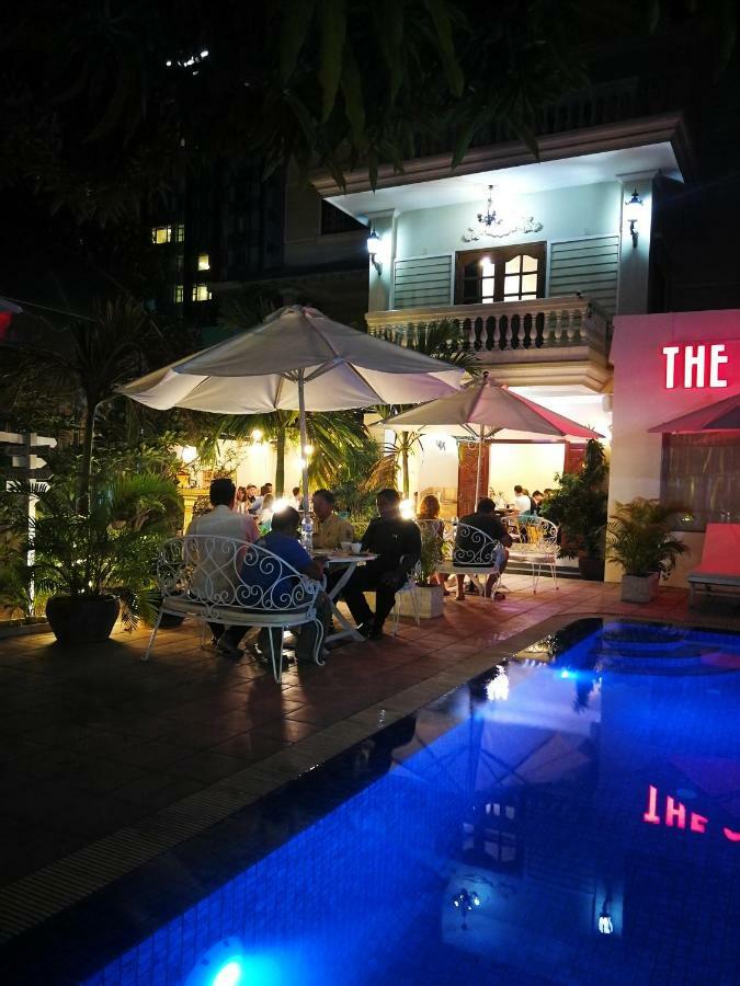 Villa Paradiso Phnom Penh Exterior photo