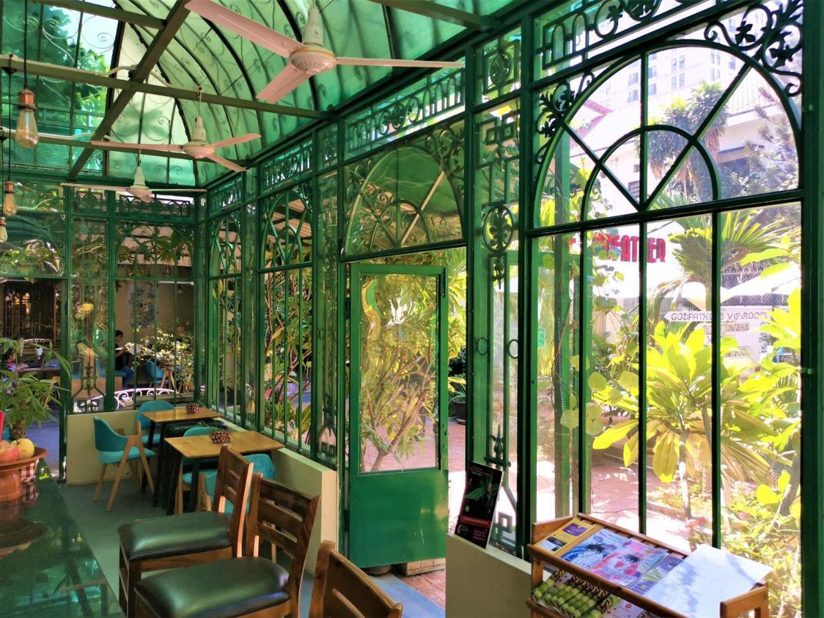 Villa Paradiso Phnom Penh Exterior photo